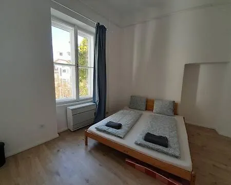 Sunny At Danube ブダペスト